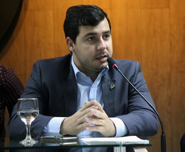renan-maracaja Vereador preso e empresários faziam encontros para ‘lotear’ merenda escolar de CG, diz delator