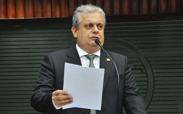 images (3) Fogo amigo ou…Bosco Carneiro coloca cargo à disposição de João Azevêdo e sinaliza rompimento com governo