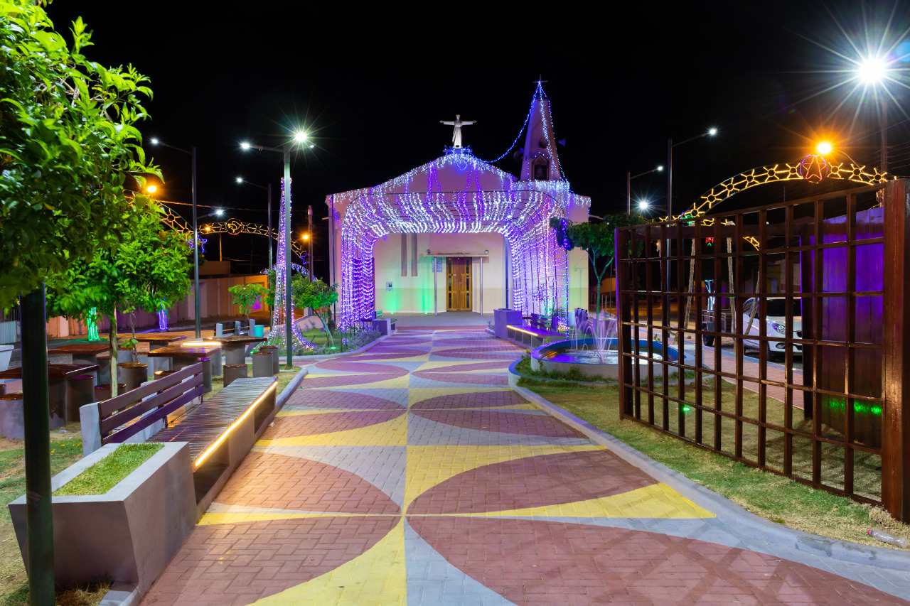 WhatsApp Image 2019-12-26 at 13.34.13 (2) Monte Horebe se transforma na cidade da luz