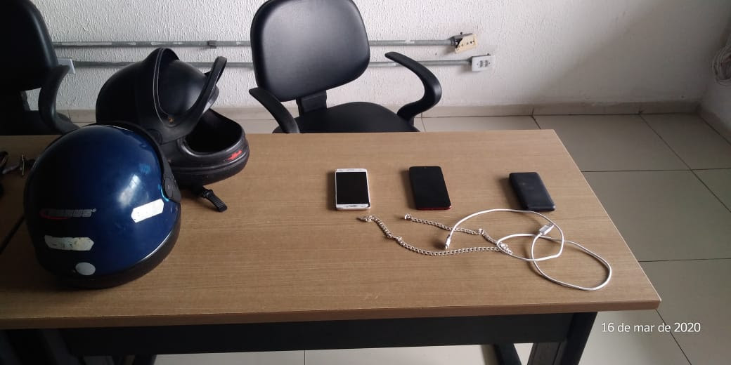 hhh Polícia prende suspeitos de assaltos em Mangabeira