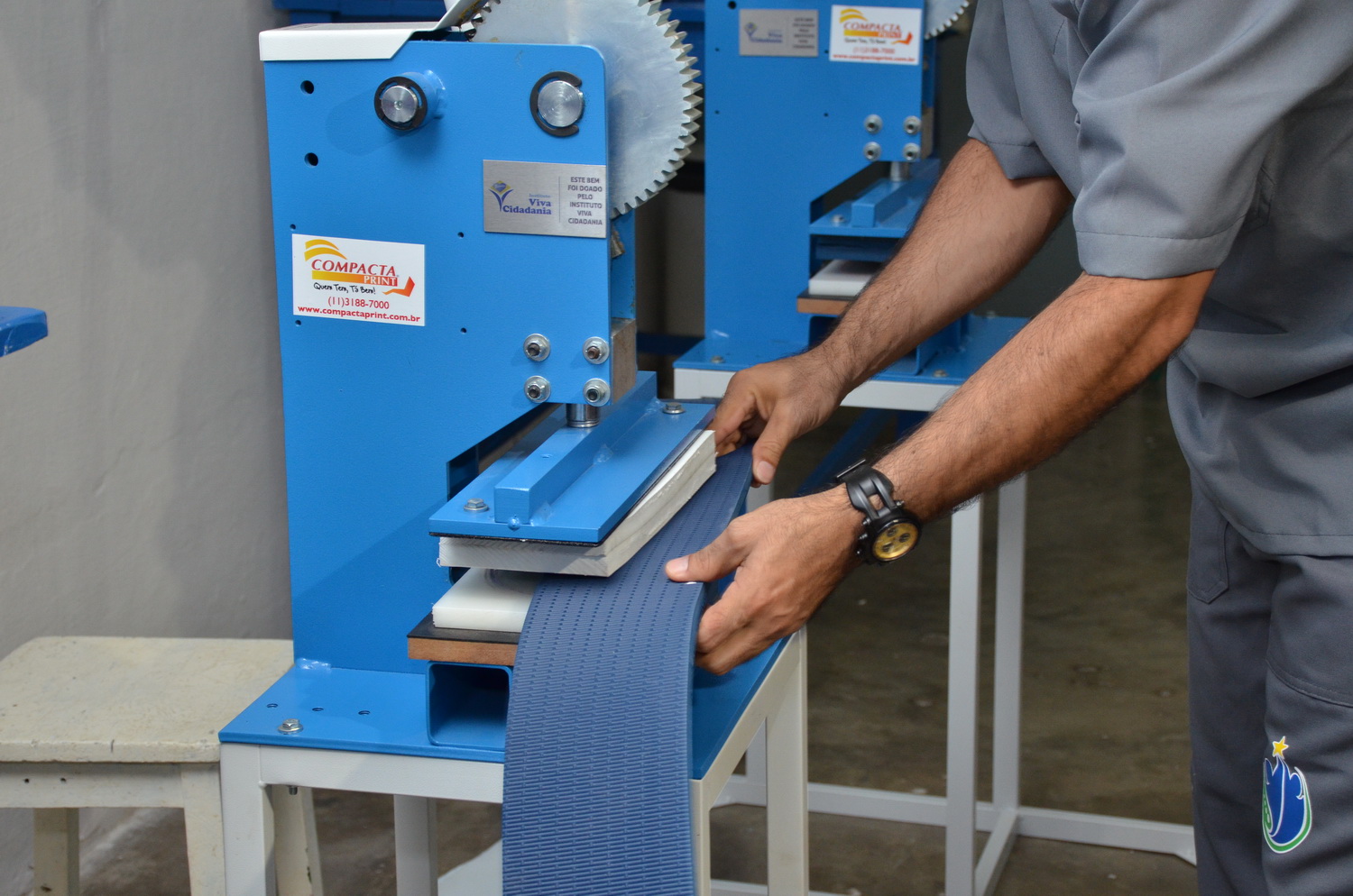 Por uma Nova Vida: Fábrica de Sandálias ‘Calçados para Liberdade’ pode produzir 500 pares por semana