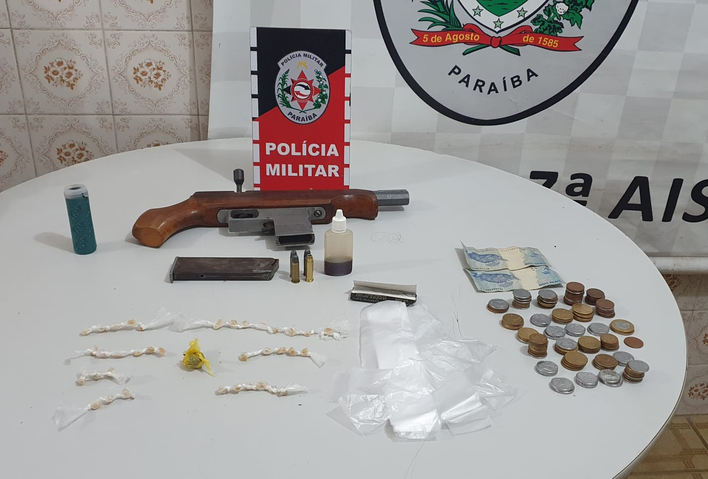 Polícia desarticula esquema de tráfico de drogas que atuava na cidade de Jacaraú