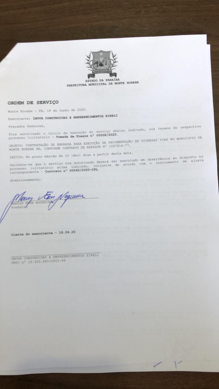 WhatsApp Image 2020-06-22 at 06.52.43 Prefeito de Monte Horebe assina ordem de serviço para pavimentação de 22 ruas,avançando em infraestrutura .
