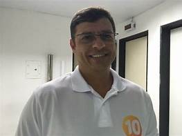 vitor Prefeito de Cabedelo testa a coragem dos moradores da cidade de enfrentar o covid-19