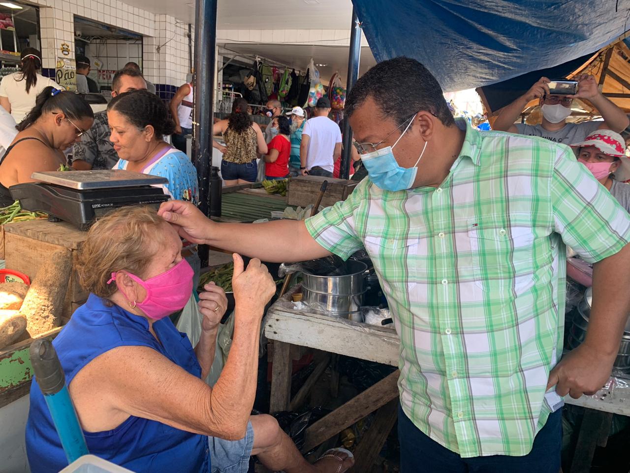 van NILVAN visita Feira do Grotão e diz que Banco da Retomada será alternativa para reduzir impactos na pós-pandemia