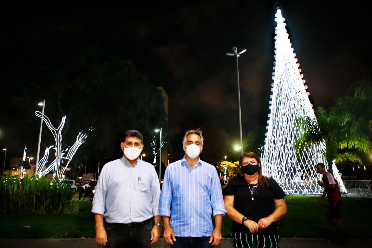 WhatsApp Image 2020-10-24 at 09.04.50 Luciano Cartaxo entrega decoração natalina no Parque da Lagoa, Largo de Tambaú e outros pontos da cidade e estimula aquecimento do comércio de fim de ano