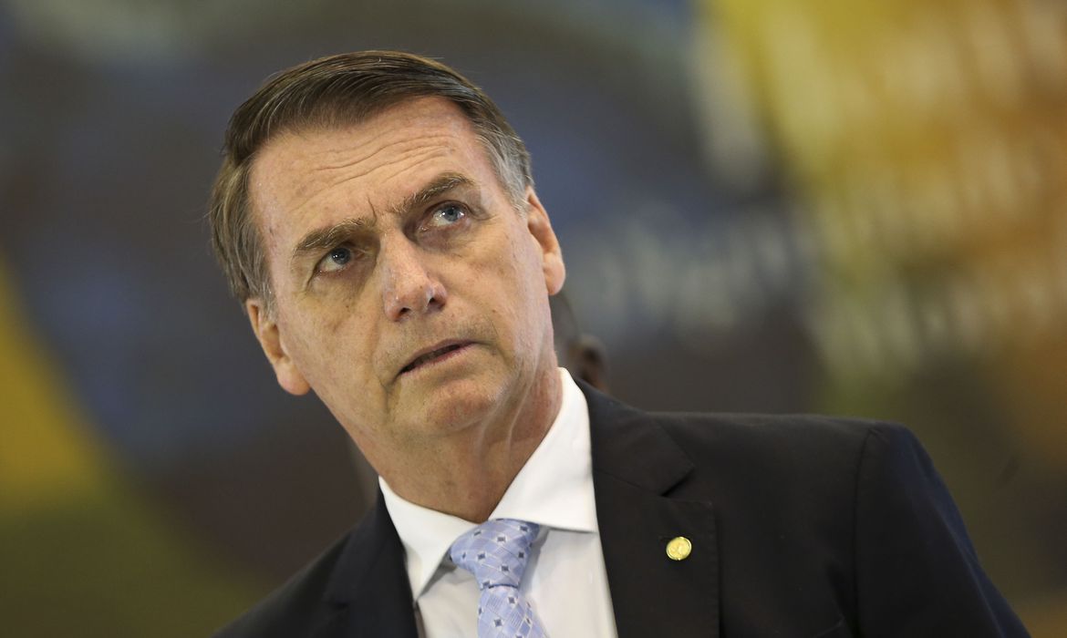 edit_mcmgo_abr_2211187496 Justiça condena Bolsonaro a indenizar jornalista do UOL