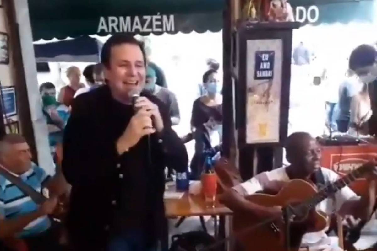 162066130460995438d317b_1620661304_3x2_xl Prefeito fora da lei.Eduardo Paes pede desculpas por cantar sem máscara em roda de samba