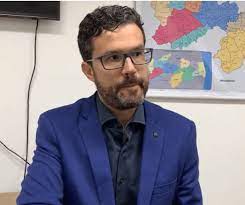 Secretário executivo de Estado da Saúde afirma que houve aumento médio de 10 internações por dia na Paraíba, entre esta semana e a primeira semana de maio. Ele também alertou que já existe uma nova alta de transmissão do coronavírus.