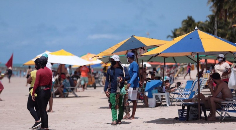 Trabalhadores das praias de Pernambuco vão receber benefício de R$ 180 durante três meses
