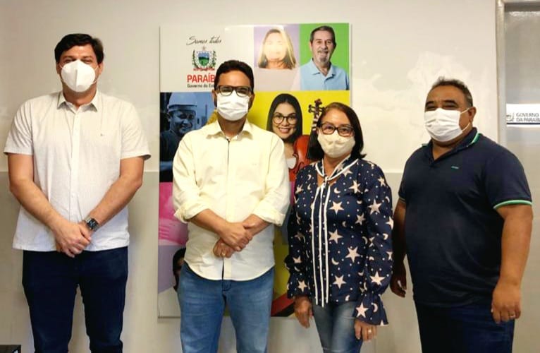 WhatsApp Image 2021-07-20 at 17.41.39 Prefeito Marcos Eron,Vice- prefeita Franscisquinha,e o dep Dr Taciano mantém encontro na capital por mais investimento para região