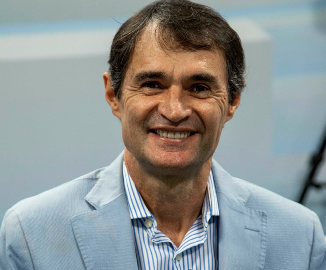 Romero_1 SEM VOTO. Ex- prefeito de Campina Grande desiste de candidatura ao governo da PB