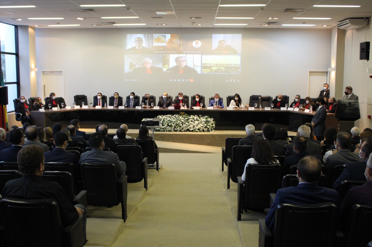 17.03-21 Colégio de Procuradores de Justiça empossa quatro novos procuradores