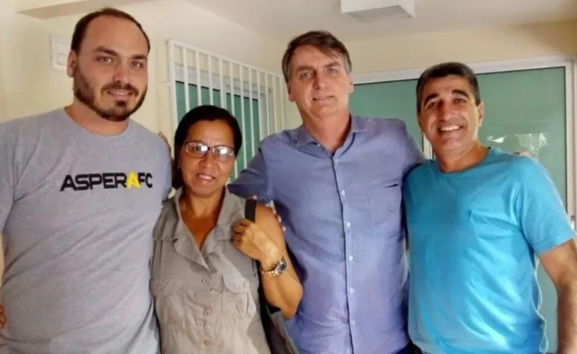BOSO MP entra com ação contra Bolsonaro por funcionária fantasma