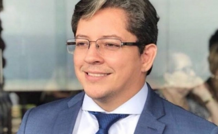 aecio-farias-advogado Justiça concede liberdade a pai acusado de espancar filho autista e mantê-lo em cárcere privado