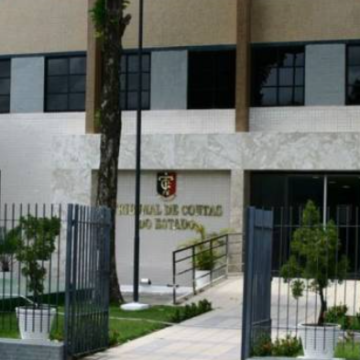 Trinunal de contas do estado investiga falsificação de matrículas de alunos no EJA para desvio de recursos em 31 cidades