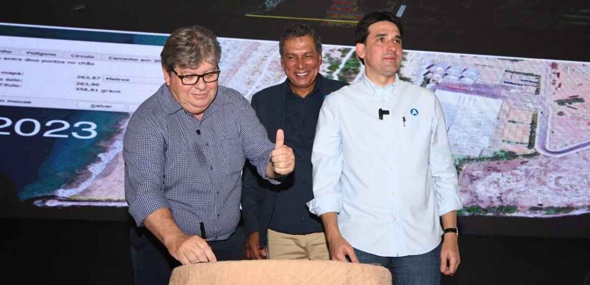 João Azevêdo e o ministro Sílvio Costa inauguram truck center e anunciam mais investimentos no Porto de Cabedelo