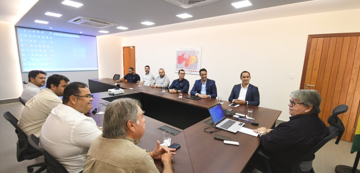 João Azevêdo recebe visita do COB  e confirma para novembro Jogos da Juventude 2024 em João Pessoa