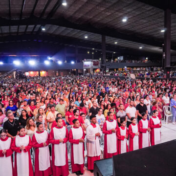 Vice-governador prestigia encerramento do Crescer, em Campina Grande