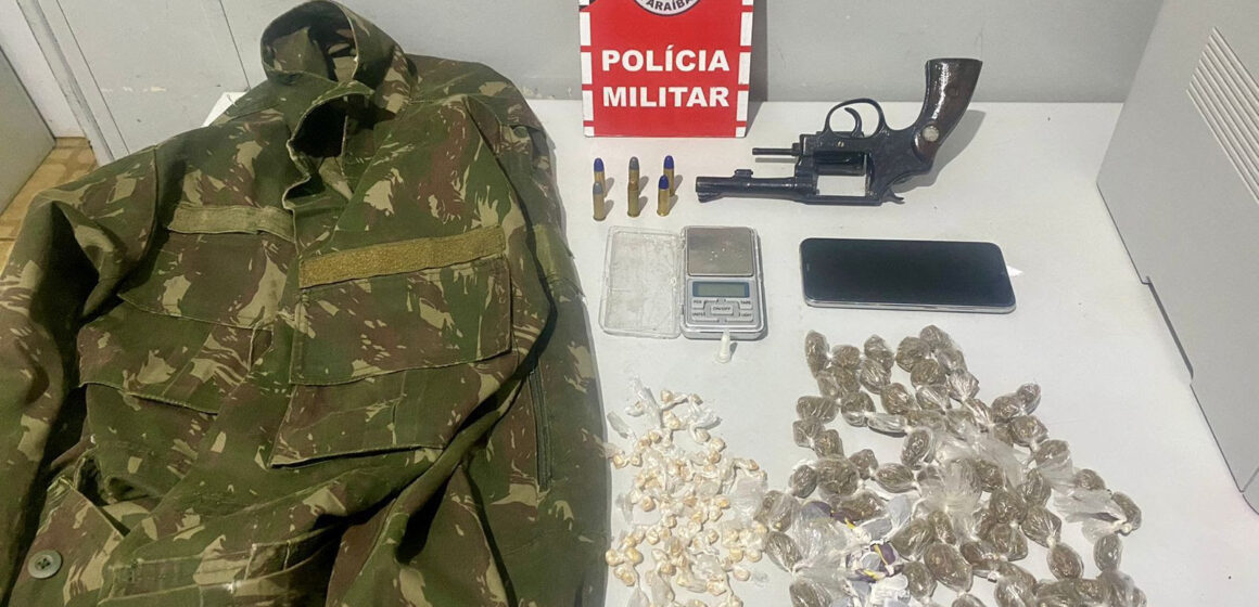 Polícia prende suspeitos de tráfico de drogas e porte ilegal de arma de fogo, em Mamanguape