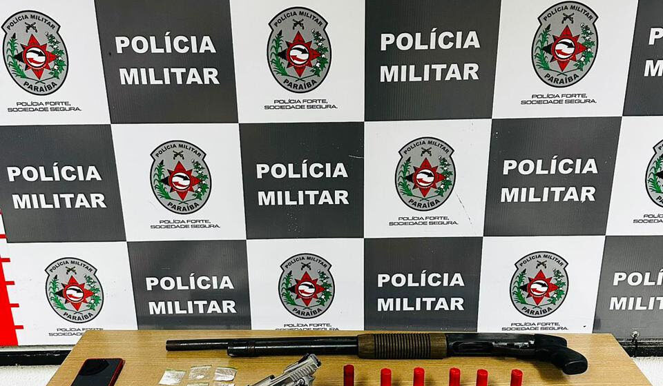 Operação apreende armas durante confronto com suspeitos de atuar no tráfico de drogas na Capital