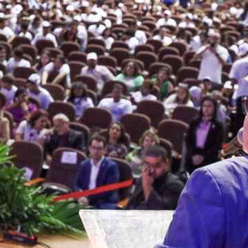 João Azevêdo destaca investimentos na educação no lançamento do programa Pé-de-Meia na Paraíba