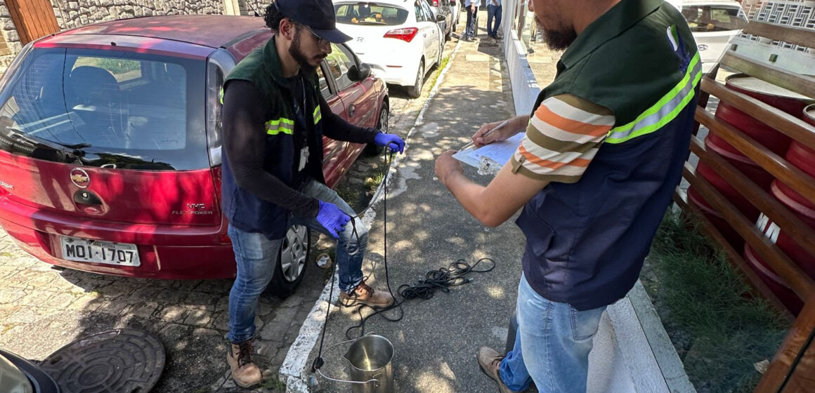 Operação Praia Limpa realiza mais uma etapa em João Pessoa e autua imóveis por ligações clandestinas de esgoto