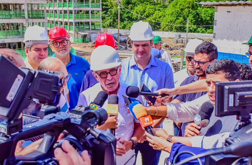 WhatsApp-Image-2024-06-10-at-12.35.00 João Pessoa SustentávelPrefeito apresenta resultados, inspeciona obras do empreendimento habitacional na Beira Rio e projeta conclusão para início de 2025
