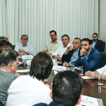 unnamed (4) João Azevêdo se reúne com empresários de Campina Grande e define investimentos em infraestrutura nos distritos industriais