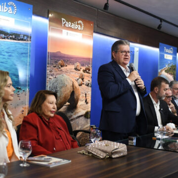 João Azevêdo destaca investimentos no turismo da Paraíba em lançamento de Plano Internacional de Marketing Turístico da Embratur