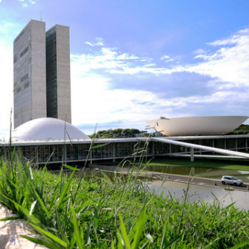 Comissão do Senado aprova isenção do IR para quem ganha até R$ 5 mil