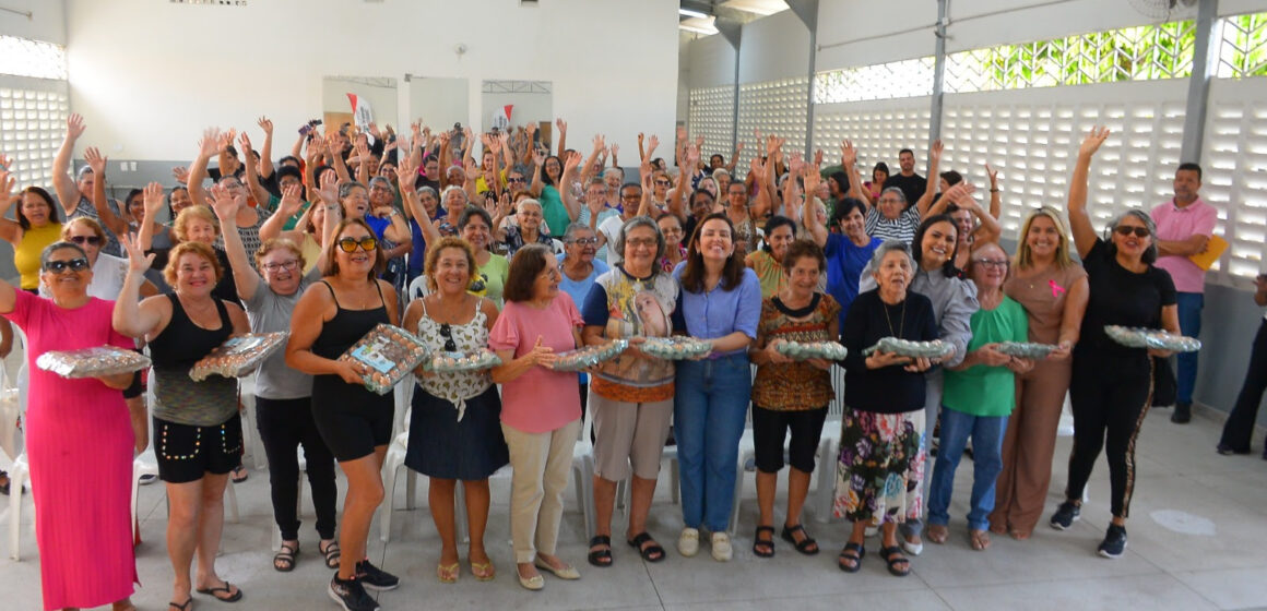 Governo entrega reformas e reabre CSUs do Geisel e Rangel