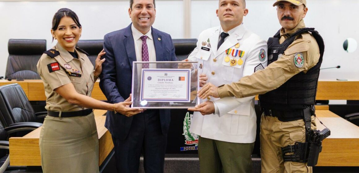 4f4a424b-2c07-5dd8-cafa-500cddea18f9 Poder Legislativo estadual concede título de cidadão paraibano ao policial Dayvison Domingos