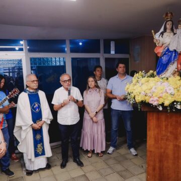 Fortalecimento da fé  Cícero Lucena destaca simbolismo da visita da imagem de Nossa Senhora da Penha e prepara cidade para grande romaria