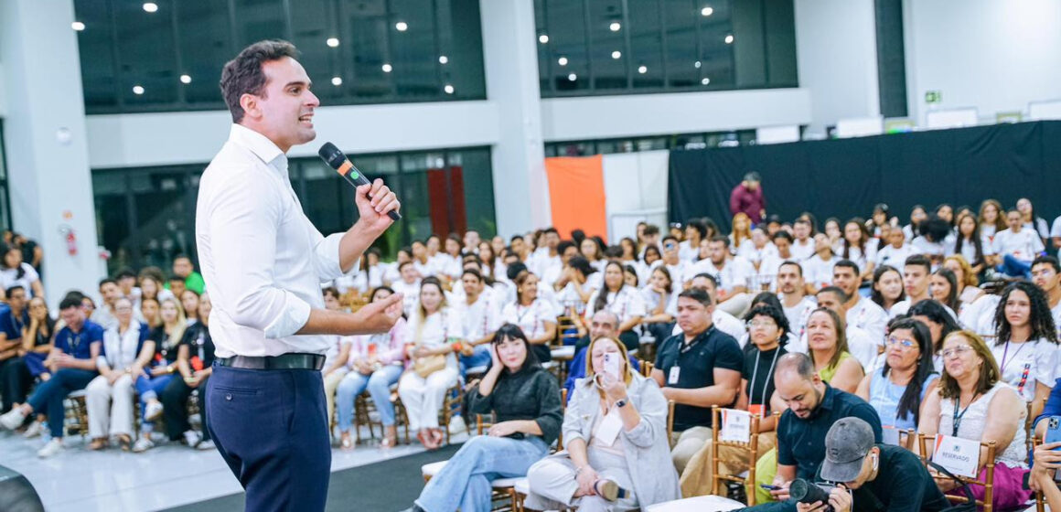 Lucas Ribeiro abre Congretec em Campina Grande e destaca avanços do ensino nas escolas técnicas da Paraíba