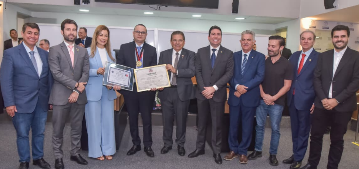 Captura de tela 2025-12-11 092845 ALPB entrega título de cidadão paraibano ao procurador-Geral do Estado, Fábio Brito