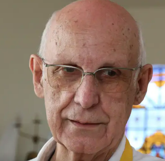 Captura de tela 2025-12-16 152547 Igreja manda padre Júlio deixar de transmitir missas na internet