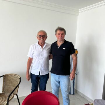 WhatsApp Image 2025-12-29 at 12.50.53 Ex-deputado estadual Moacir Rodrigues declara apoio à pré-candidatura de Cícero Lucena