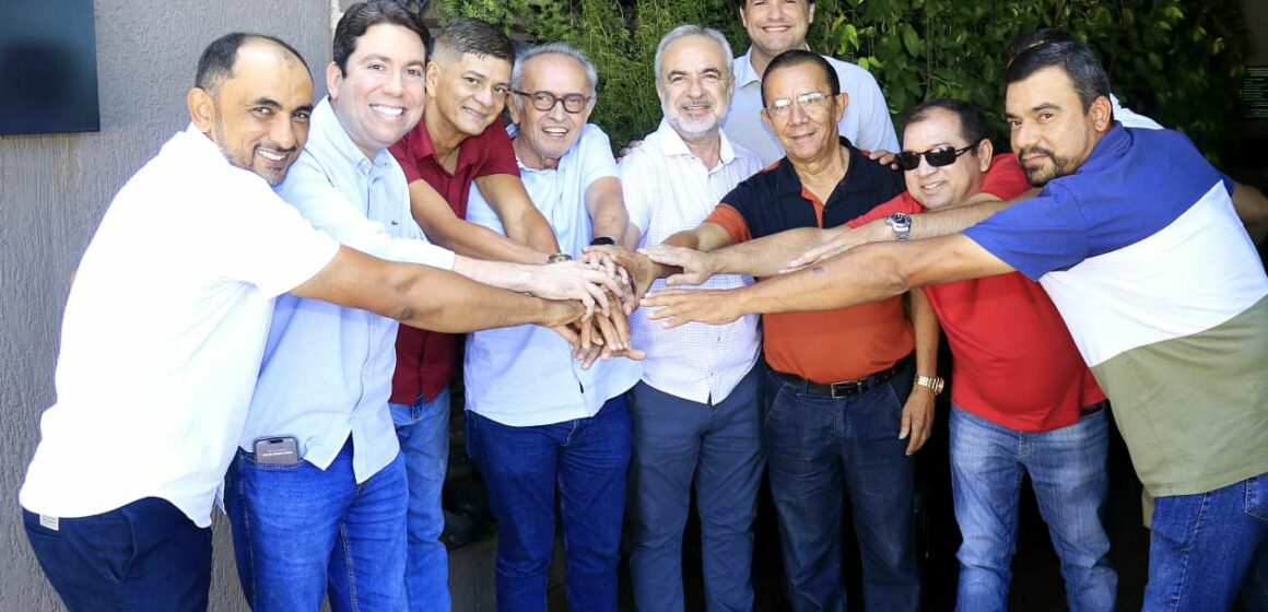 Prefeito George Farias e grupo de situação de Taperoá anunciam apoio à pré-candidatura de Cícero Lucena ao Governo