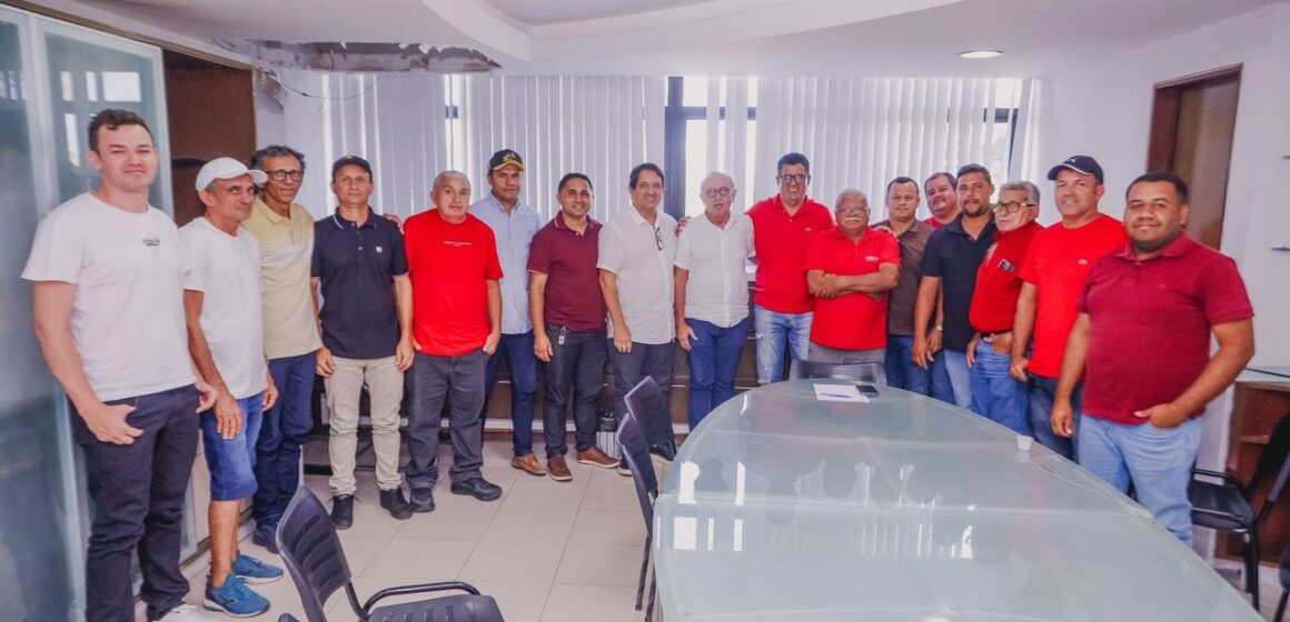 Grupos de oposição das cidades de Santa Cecília e Aroeiras definem posicionamento e anunciam apoio a Cícero Lucena