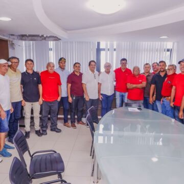 Grupos de oposição das cidades de Santa Cecília e Aroeiras definem posicionamento e anunciam apoio a Cícero Lucena