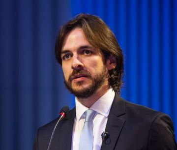 VEJA VIDEO:Pedro Cunha Lima rebate Efraim Filho e diz que apoio a Cícero Lucena reflete a vontade do povo paraibano