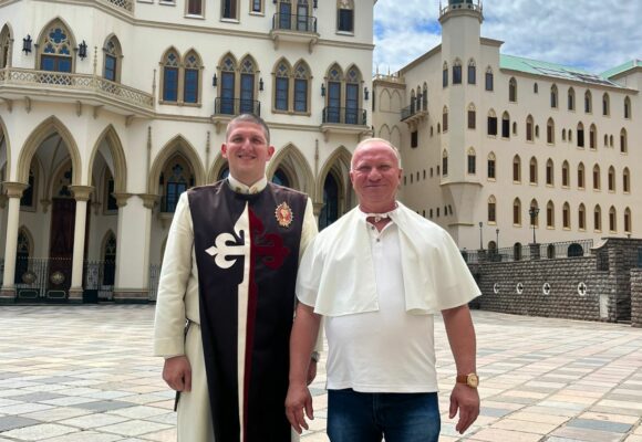 WhatsApp Image 2026-02-17 at 14.47.32 Advogado Dr. Erilson Cláudio se destaca no Brasil e renova fé em visita à Basílica em Caieiras, São Paulo