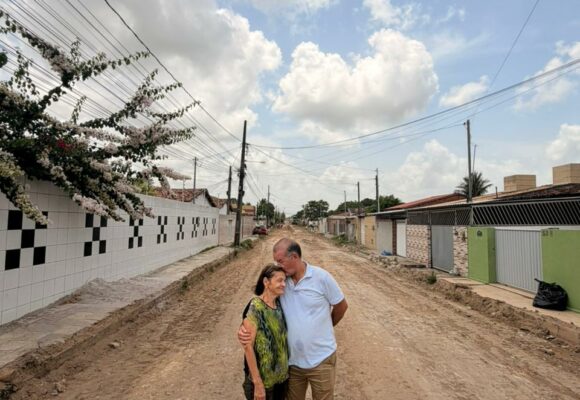 WhatsApp Image 2026-02-23 at 15.43.44 Depois de 40 anos de poeira e lama, Vereador de Santa Rita Clóvis de Loy garante pavimentação histórica em Tibiri ll junto ao Prefeito Jacson Alvino
