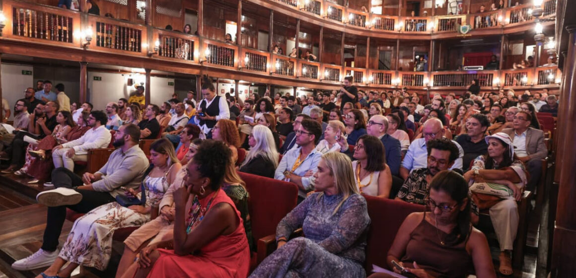 João Azevêdo empossa novos servidores da Secretaria da Cultura e destaca investimentos no setor 
