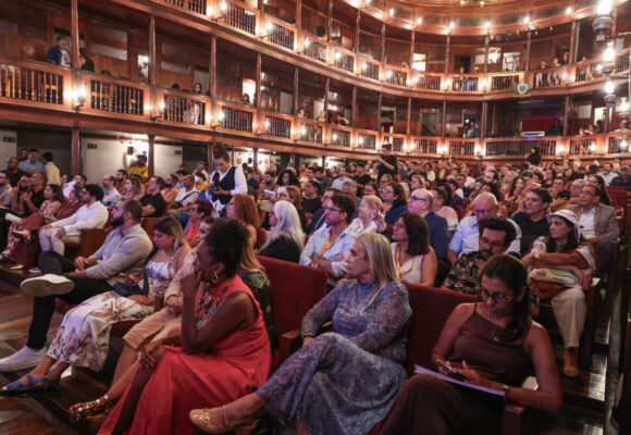 João Azevêdo empossa novos servidores da Secretaria da Cultura e destaca investimentos no setor 