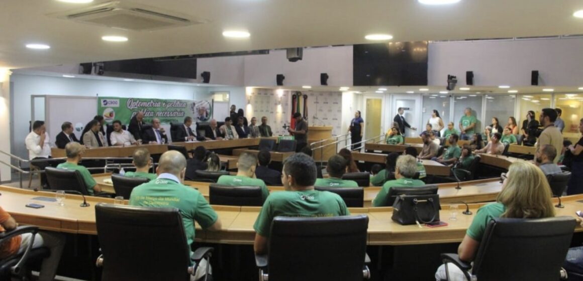 ALPB comemora Dia Mundial da Optometria durante sessão especial