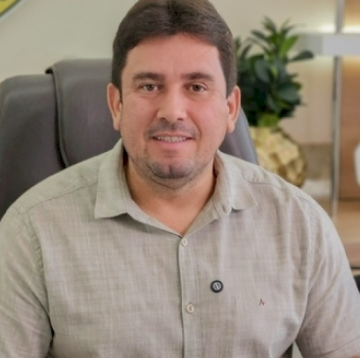 Prefeitura de Sousa “enxerga mal” a transparência, cancela Licitação de óculos e vira caso de miopia administrativa