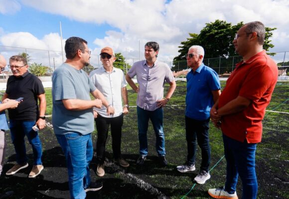 WhatsApp Image 2026-04-16 at 10.58.50 Esporte e lazer Leo Bezerra projeta entrega da Arena do Alvorada em agosto para fomentar escolinhas de base e contribuir no fortalecimento do futebol amador