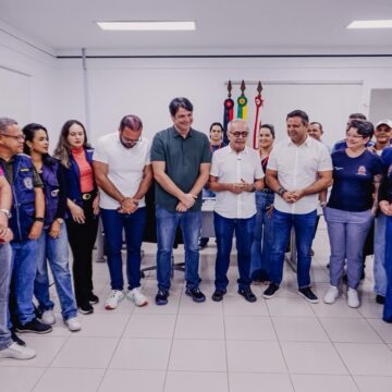 Valorização do servidorCícero Lucena anuncia gratificação e PCCR para três categorias profissionais do Município